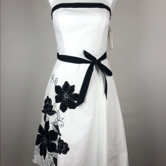 NWT WHBM  Strapless Floral Dress 👗 - Picture 1 of 16